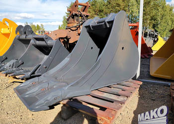 Łyżka 58cm do koparki Miller fi 65 Zęby Komatsu z dodatkowym lemieszem