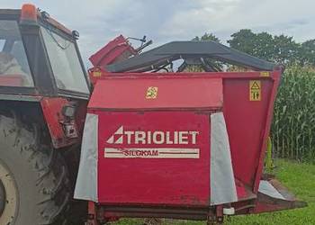 Wycinak , wóz paszowy Trioliet