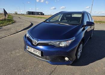 Toyota Auris kombi 1.6 z LPG