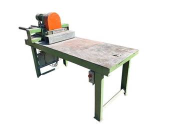 Podajnik mechaniczny do prasy / linii produkcyjnej