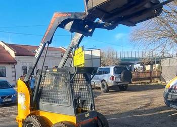 Ladowarka bobcat thomas 2,6tony lyzka widly transport
