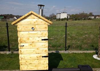 Wędzarnia drewniana ogrodowa