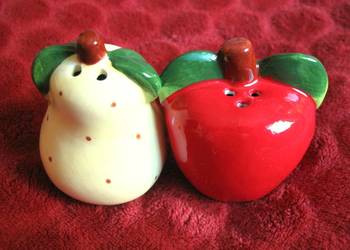 Sól i pieprz - Porcelana - owoce 7,5 x 5 x 6 cm Rzadki okaz Sól i pieprz - Porcelana - owoce 7,5 x 5 x 6 cm Rzadki okaz