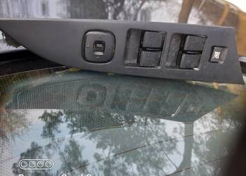 MAZDA 3,(sedan) 2005r.PANEL STEROWANIA SZYB.