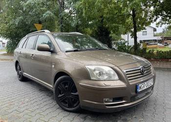Witam, mam na sprzedaż Volkswagen Touran z 2003 roku, w silniku 1.9TDI o mo