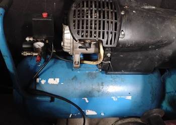 Kompresor dwu tłokowy