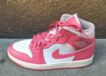 Buty Air Jordan 1 MID Strawberries Cream roz 40.5