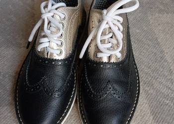 Damskie OXFORDY firmy POLLINI roz.37