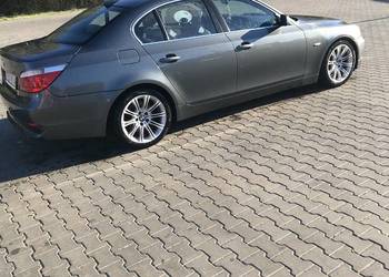 BMW E60 2,5 benzyna 2006r