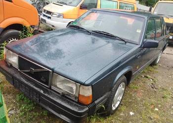 Volvo 744 2.3 benzyna 1989 klima unikat tył napęd import