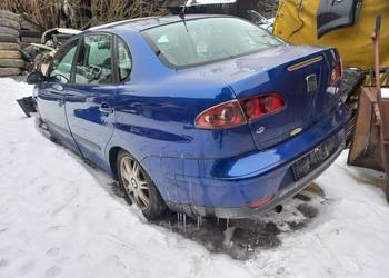 Drzwi klapa maska lampy zderzak szyba deska koła Seat Cordoba