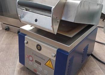 Opiekacz Panini Elektrolux HSGEUAT High Speed Panini Grill