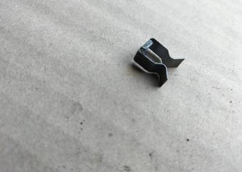 AUDI 80 B3 80B3 80B4 80 B4 A6 C4 A6C4 ZABEZPIECZENIE UCHWYT LINKI KLAMKI
