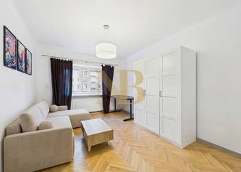 mieszkanie obok Pl. Bankowego przy wyjściu do METRO RATUSZ