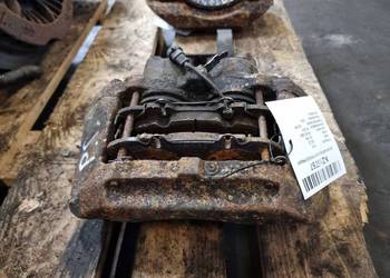 ZACISK HAMULCOWY PRZÓD PRAWY IVECO COMPA