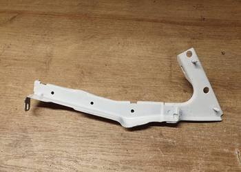 AUDI A5 UCHWYT MOCOWANIE BŁOTNIKA LEWE 8T0821135G