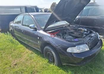 Samochód Audi A4 B5 1.6B  CZĘŚCI