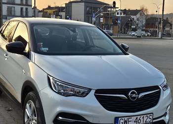 Opel grandland X 1.2 turbo 130km.