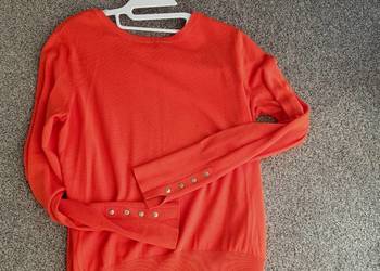 SWETER W JESIENNYM KOLORZE