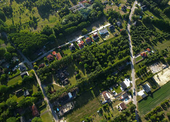 7881 m² z projektem domu • Media • Spokój i zieleń