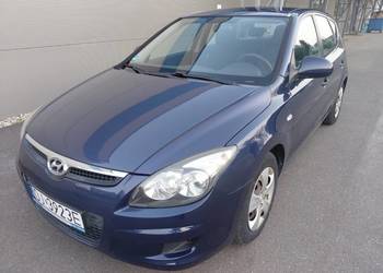 HYUNDAI i 30 2010r. 1,4 16V 109KM Przeb.103tys.km. klimatyzacja