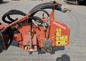 Ditch Witch MicroTrench MT6 piła pod światłowód do cięcia asfaltu/betonu