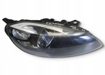 LAMPA PRAWA Volvo V40 prawy przód przednia 2012-2016 EUROPA 31420004