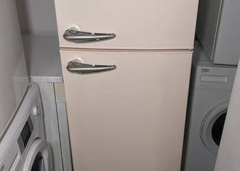 Lodówka w stylu retro Telefunken - pojemność 212 litrów