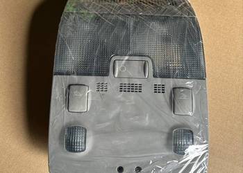 Lampka kabiny Audi a4 b6 b7 8E0947135E
