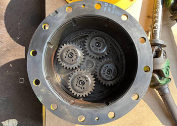 John Deere 7R330 7R 330 7R330 Nośnik zębatki Koło Planetarne R228144 TA100…