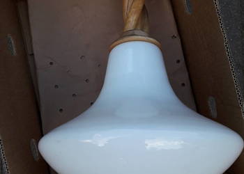 Oryginalna lampa drewniana z kloszem