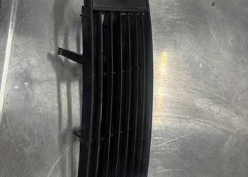 Kratka maskownica halogena Audi A6 C5 prawa
