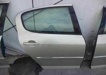 PEUGEOT 407 DRZWI  TYL PRAWE KCVD