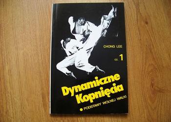 nunchanku, dynamiczne kopnięcia