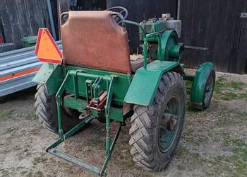 Ciągnik sam s15