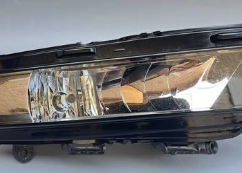Lampa Przeciwmgielna Prawa Skoda Octavia III FL ZKW Oryginał 5E0941700F