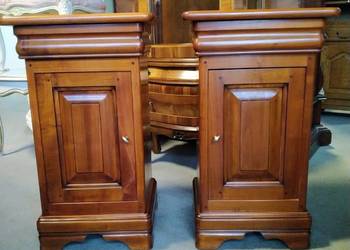 Dwie włoskie szafki nocne komplet stolików nocnych