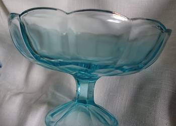 Stara paterka szklana na słodycze