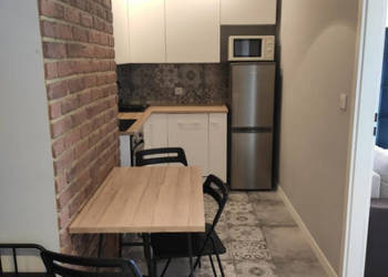 BEZPOŚREDNIO 2 pok 35m garaż, Wola ul Szlenkierów