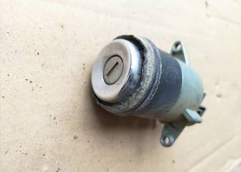 Audi 80 B4 4A5827539 Zamek klapy tylnej bagażnika