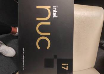 Syndyk sprzeda komputer Intel NUC, model: R NUC 11 PAHKi7C00