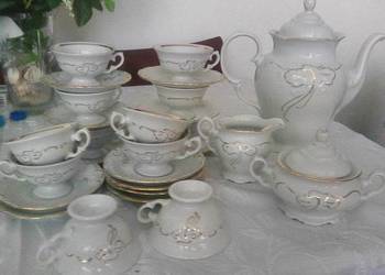 Porcelanowy zestaw do kawy/herbaty  Wałbrzych 27 szt.