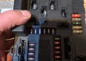 Skrzynka upc renault  s118399000m