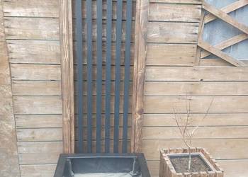 Pergola z donica w stylu loft