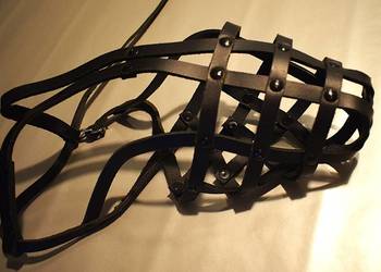 Kaganiec dla psa , rozmiar - L , stan - bardzo dobry .