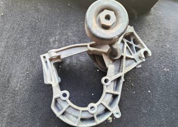Łapa wspornik silnika Porsche Boxster 986 996102160 rolka lapa