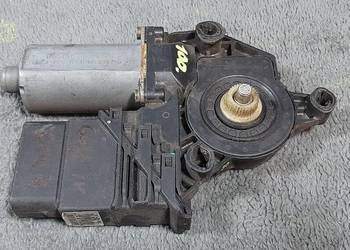 Silniczek podnoszenia szyby podnośnik szyb Golf IV Bora 0130821766 Silniczek podnoszenia szyby podnośnik szyb Golf IV Bora 0130821766