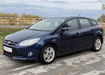 Ford Focus III  1.6 benz 125KM Klimatronic tylko 132tys km doinwestowany