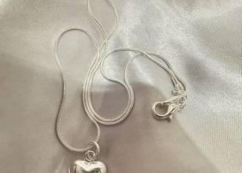 łańcuszek z zawieszką