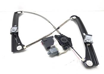 PODNOŚNIK SZYBY PRAWY PRZÓD VW PASSAT B7 561959702 Sedan/Limuzyna